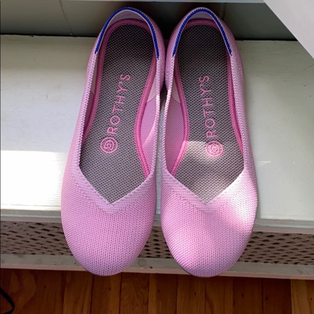 Rothy’s in Begonia, size 7